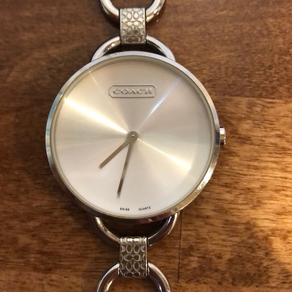 Coach watch - Picture 3 of 5
